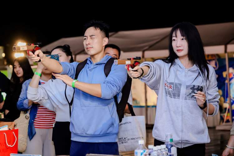 大众化, 蹦床世界冠, 消费券 大众化, 蹦床世界冠, 消费券